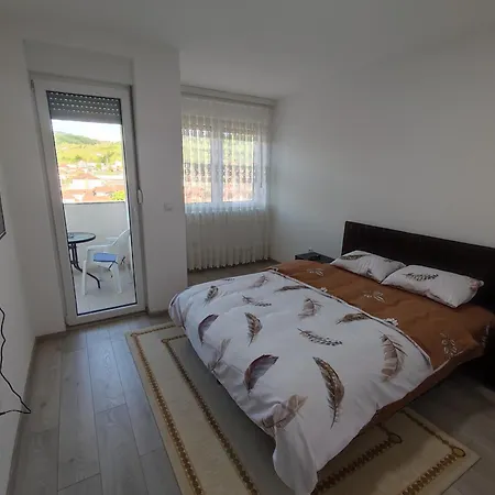 Rikikiki דירה נובי פאזאר