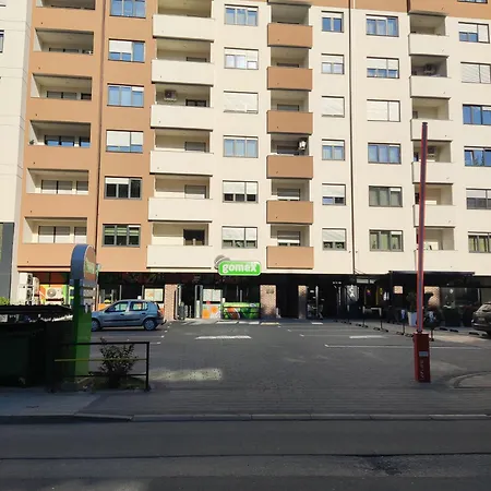 Rikikiki דירה נובי פאזאר